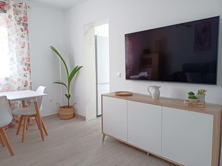 Apartamento Entero Con Solarium En Sabinillas, Con Piscina Y Al Lado Del Puerto De La Duquesa Manilva Eksteriør bilde